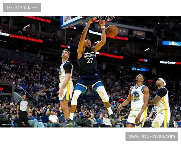 戈贝尔挡拆制造错位提升防守效率显著拉开内线差距