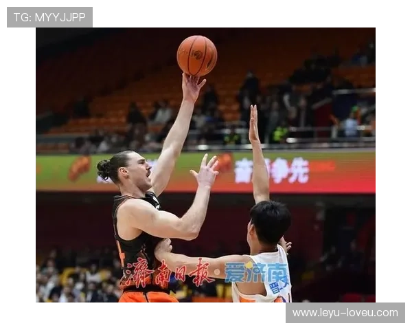 搞清楚哪些防守动作会被判为防守犯规